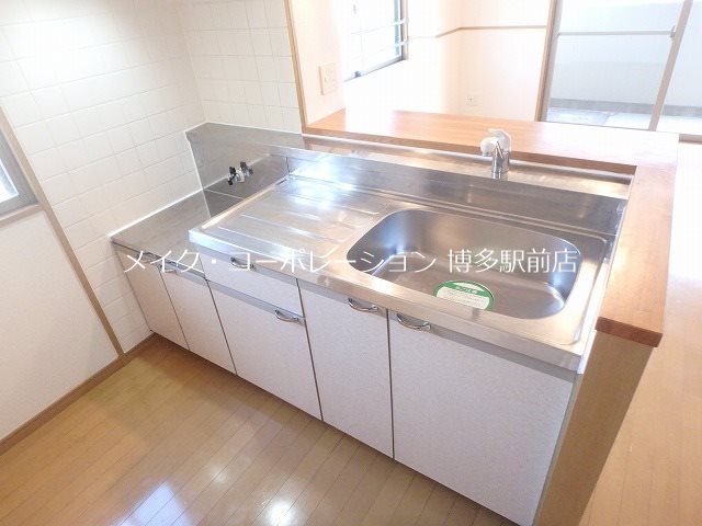 カマラード吉塚  キッチン