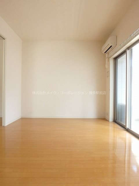 ベッドルーム サヴォイグランデヴィル ベッドルーム