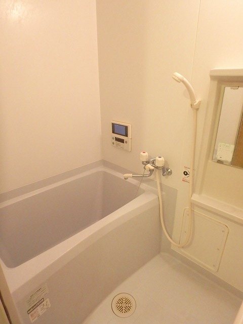 コートドール六本松 風呂画像