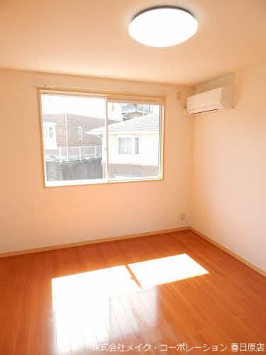 グランデュオ紙小 B棟 ベッドルーム