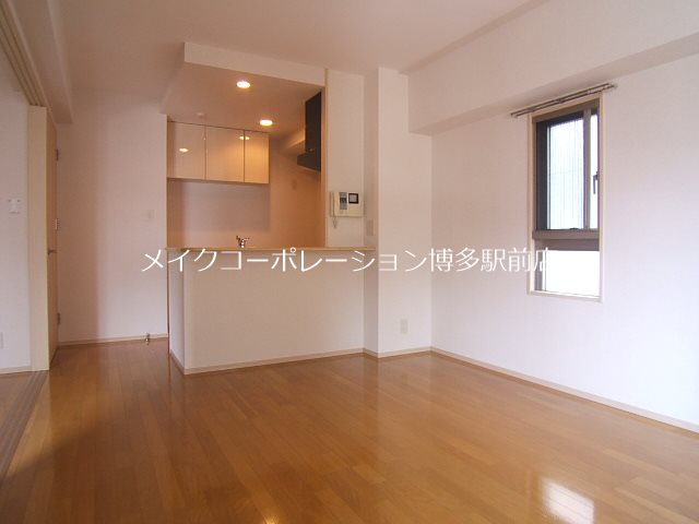 レジディア天神南 リビング