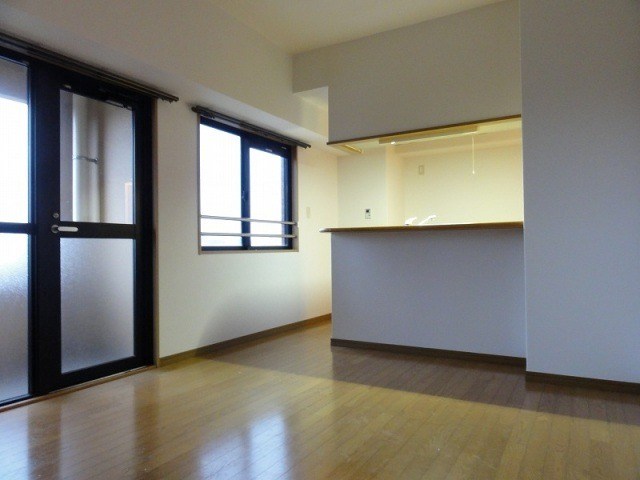 ビュートリアム平尾 リビング