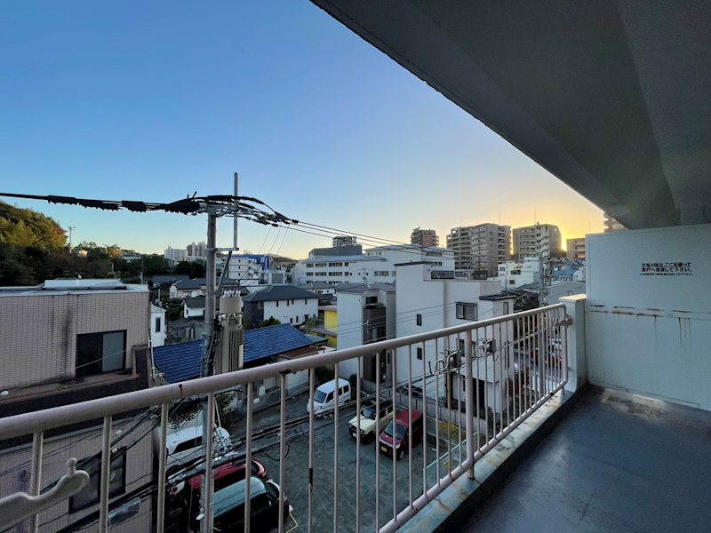 ベランダ トーカンマンション警固・内野警固ビル ベランダ