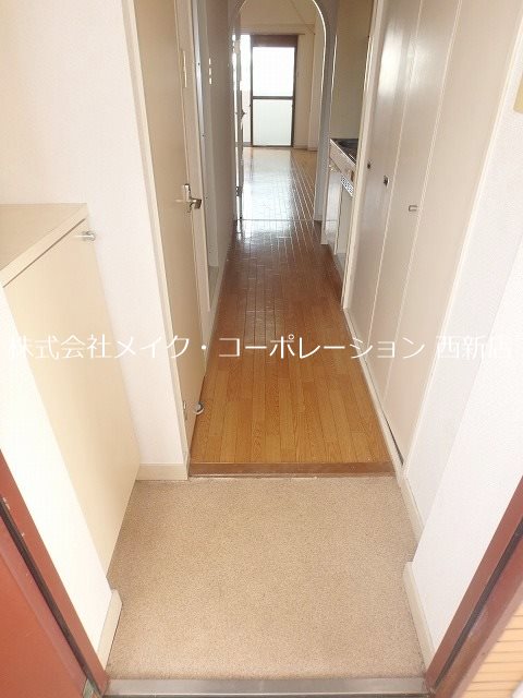 タイタス原～ネット無料～ 玄関