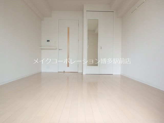 エンクレスト博多駅南Ⅱ リビング