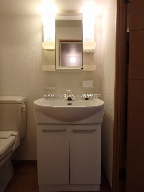 洗面所 ピュアドーム博多エッセンシア その他3