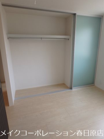 ガーデンズ ジオ A棟 ベッドルーム