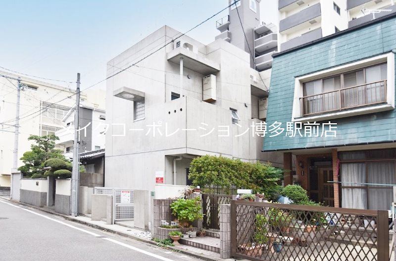 白金ルッソ 外観