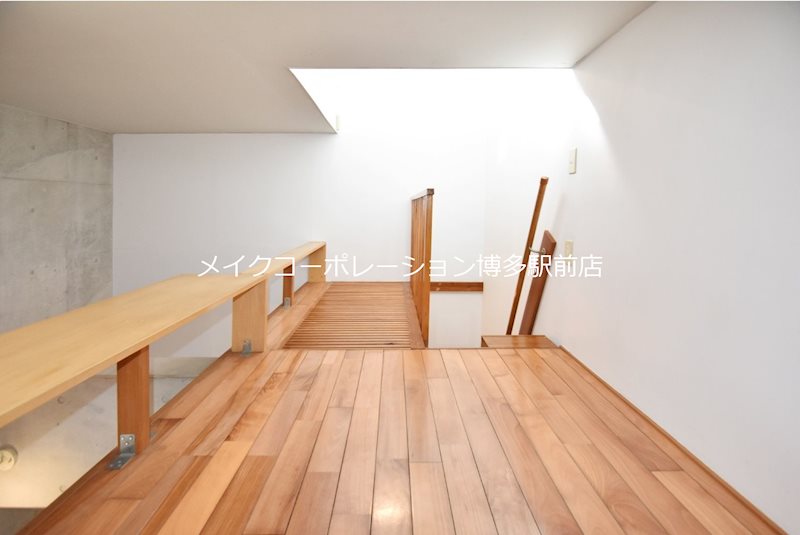 白金ルッソ ベッドルーム