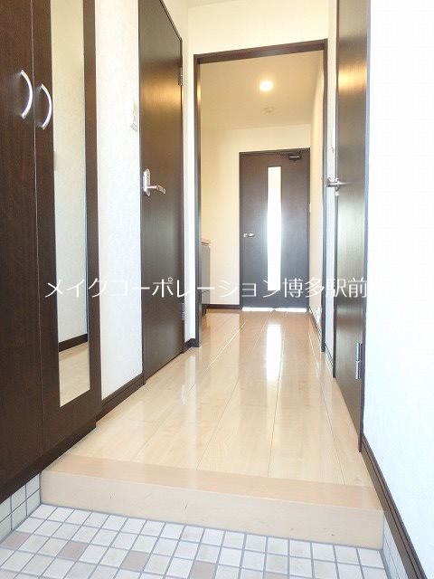 玄関 ネストピア天神東 玄関