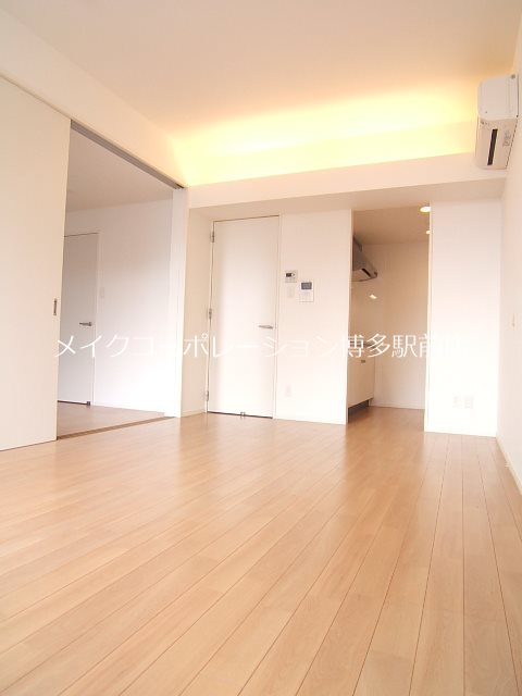 リビング ymk薬院 リビング