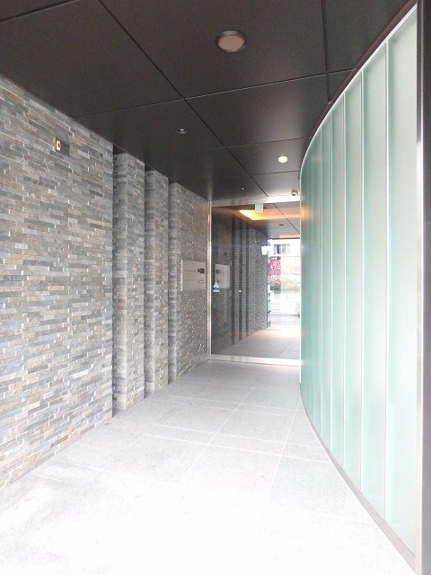 エントランス アソシアグロッツォ博多クロス その他4