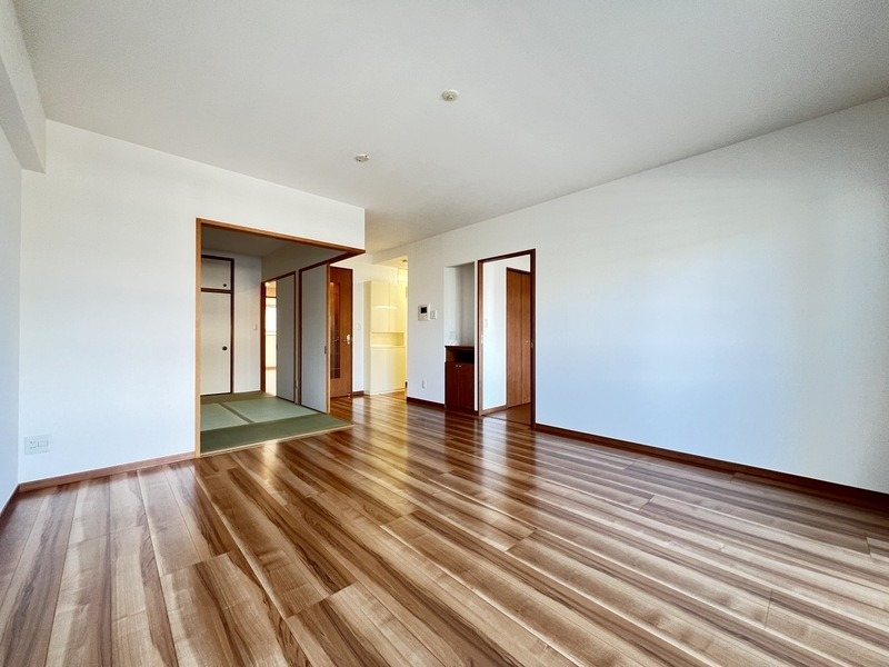 アンピール大濠公園 リビング