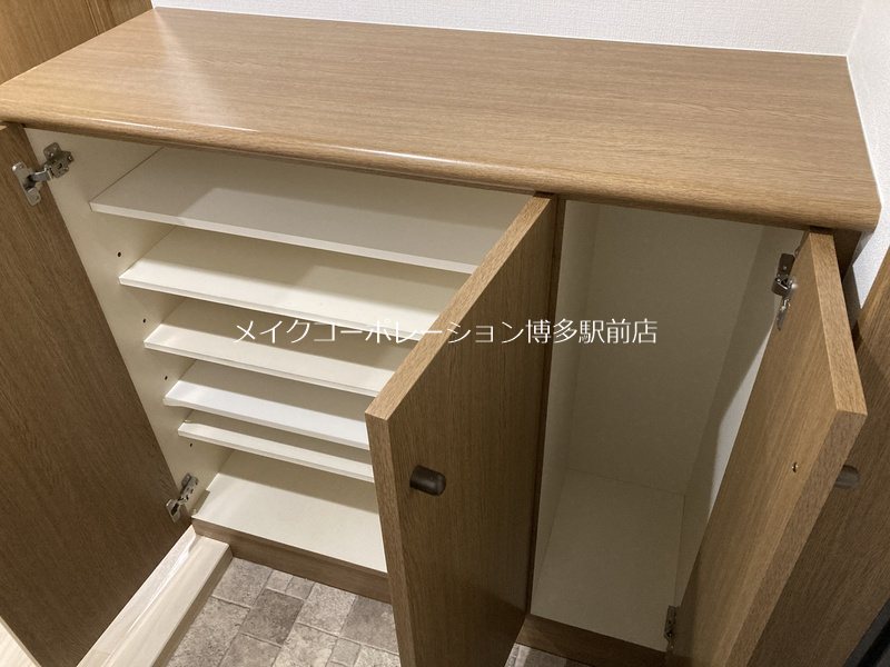 アビターレ南天神 玄関