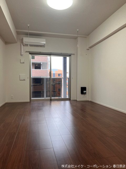 プレシャス ベース リビング