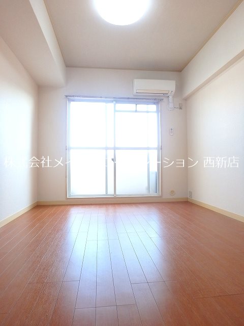 ノアーズアーク城南 ベッドルーム