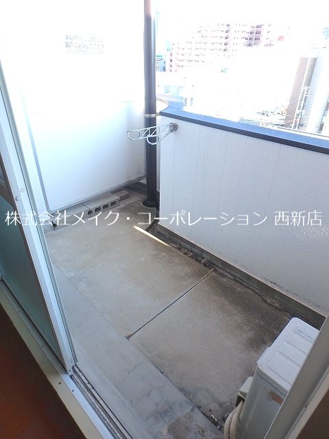 ノアーズアーク城南 ベランダ