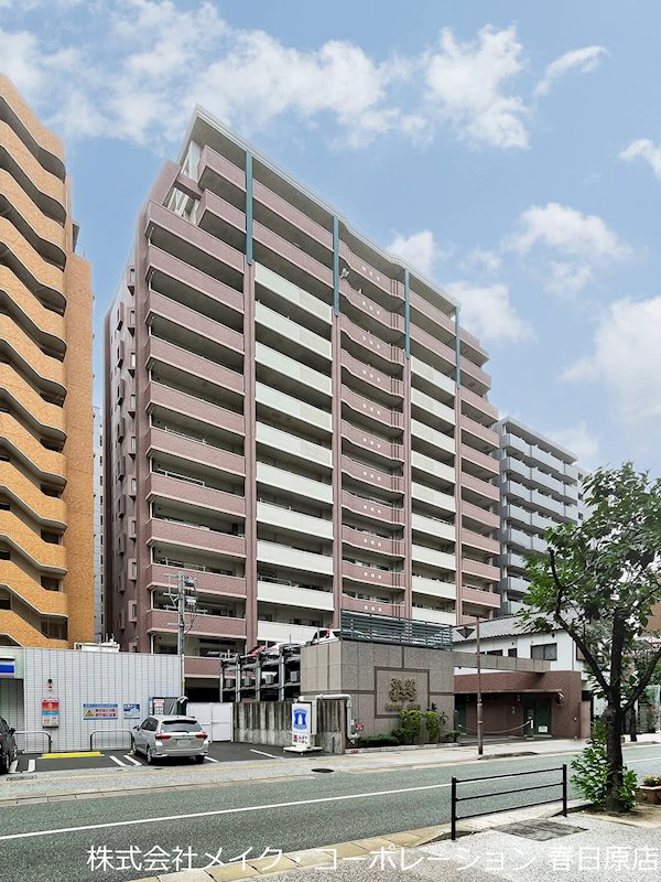 アンピール大濠公園 外観