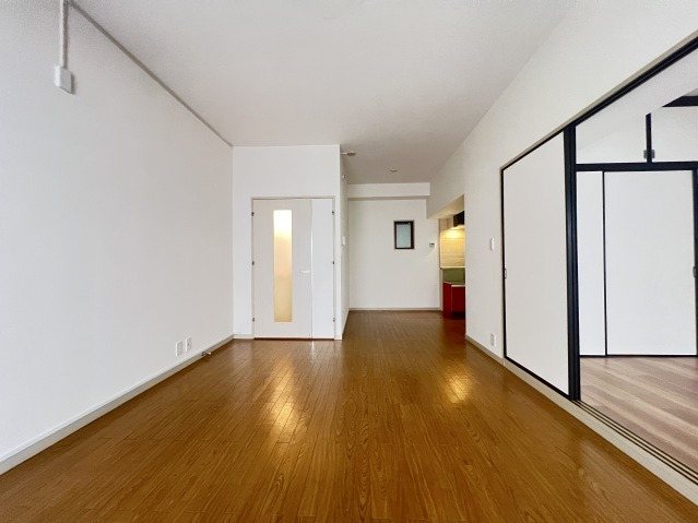 リビング アンピールメゾン黒門 リビング