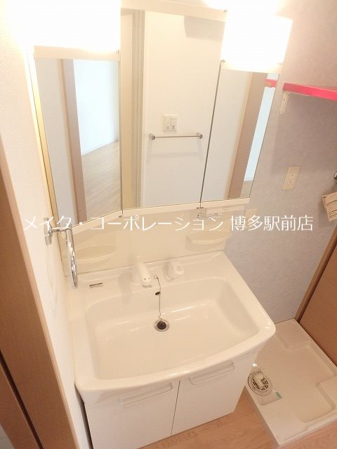 ※同物件、別部屋の写真です。 コンダクト福岡東 その他5