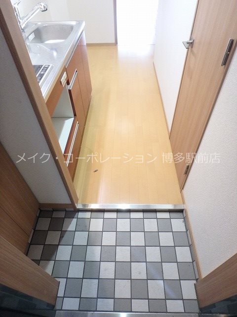 玄関 ロイヤルリバービュー 玄関