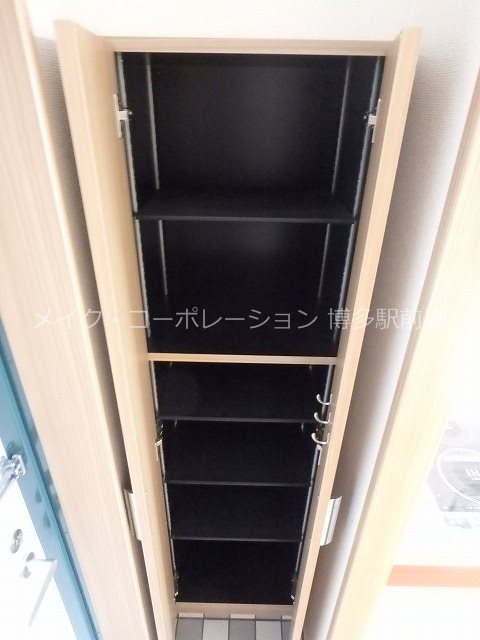 玄関 ロイヤルリバービュー その他9