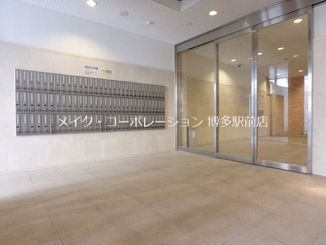 ロビー ピュアドームエクサイト博多 その他12