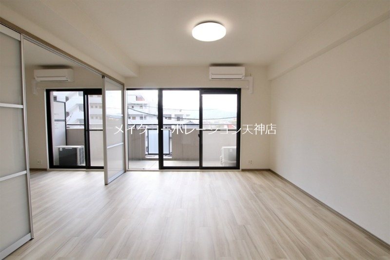 リビング リファレンス寺塚 リビング