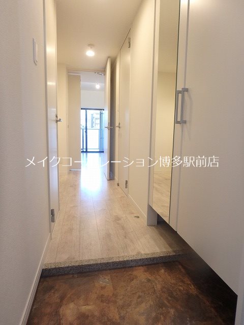 ※別部屋写真参考 Volare HAKATA 玄関