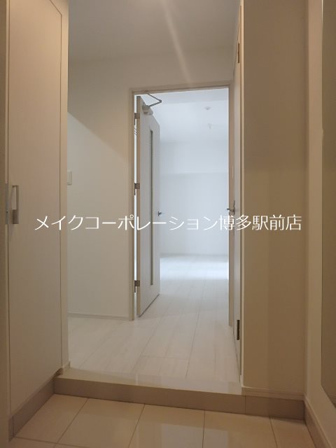 アルティザ大濠公園 玄関