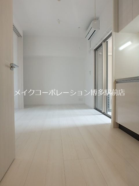 アルティザ大濠公園 リビング