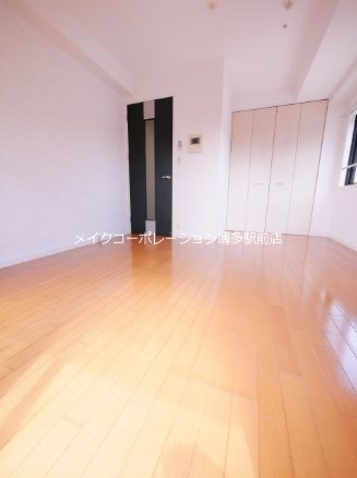 ラフィネス薬院イーストタワー ベッドルーム