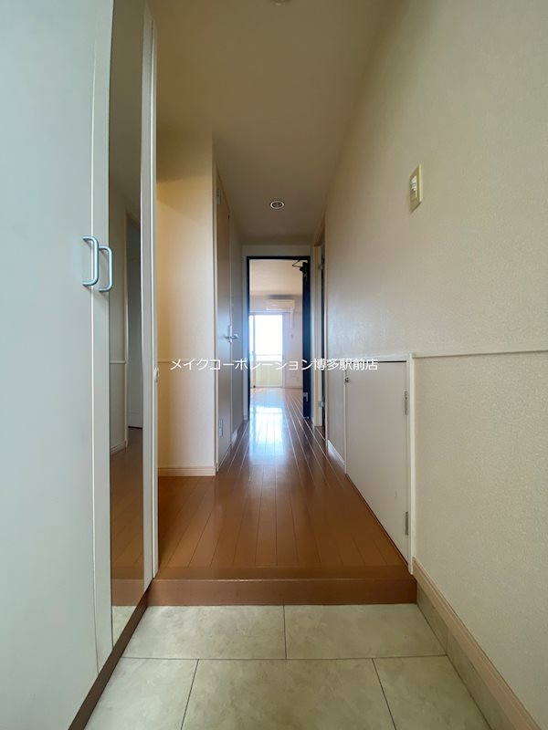 玄関 セゾンドール貝塚 玄関