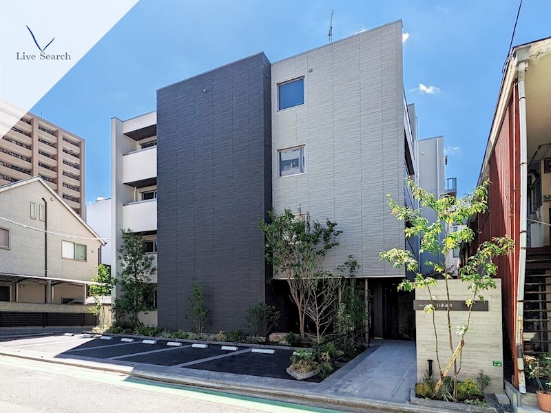 シャーメゾン日赤通り  201号室 外観