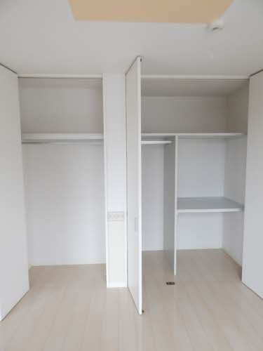 収納 セレーノ・プレイスA棟 その他2