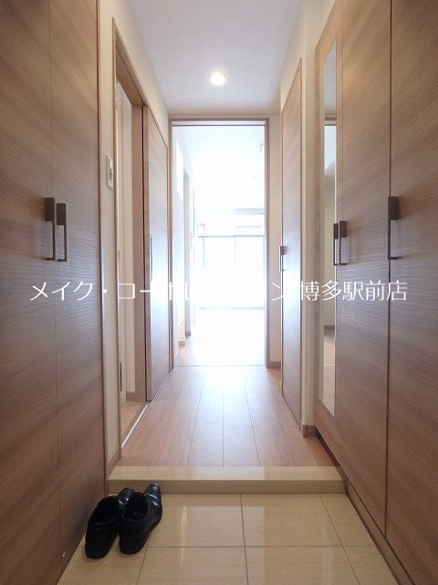 ALFACIO De Clave 玄関