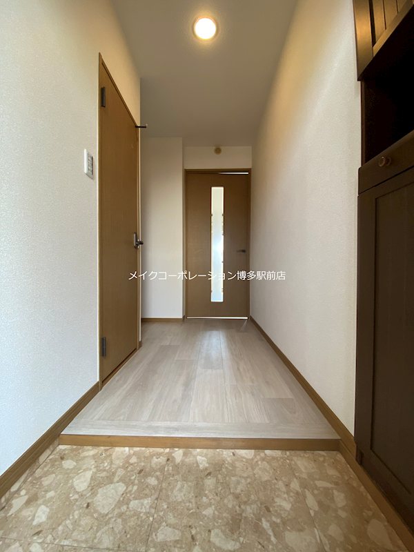 ビジネス・ワン春吉Ⅱ 玄関