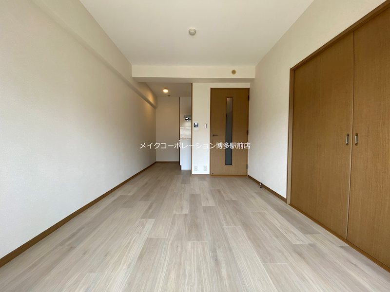 ビジネス・ワン春吉Ⅱ リビング