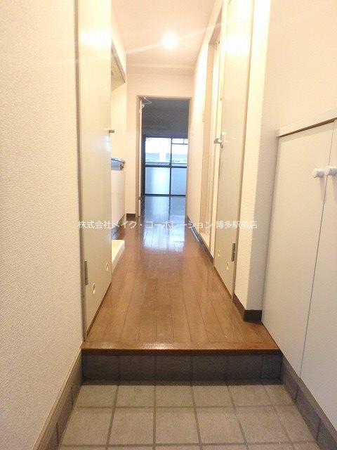 フリースペース57 玄関