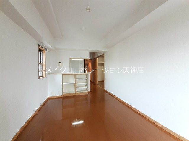 ルピナス天神 リビング