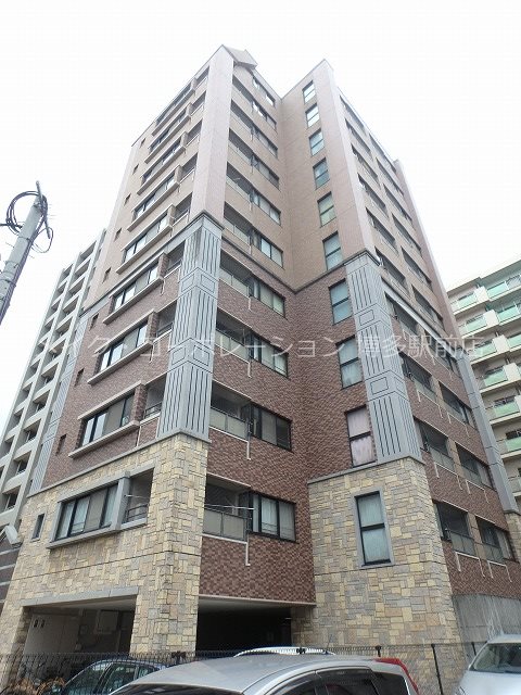 レジディア博多駅南 外観