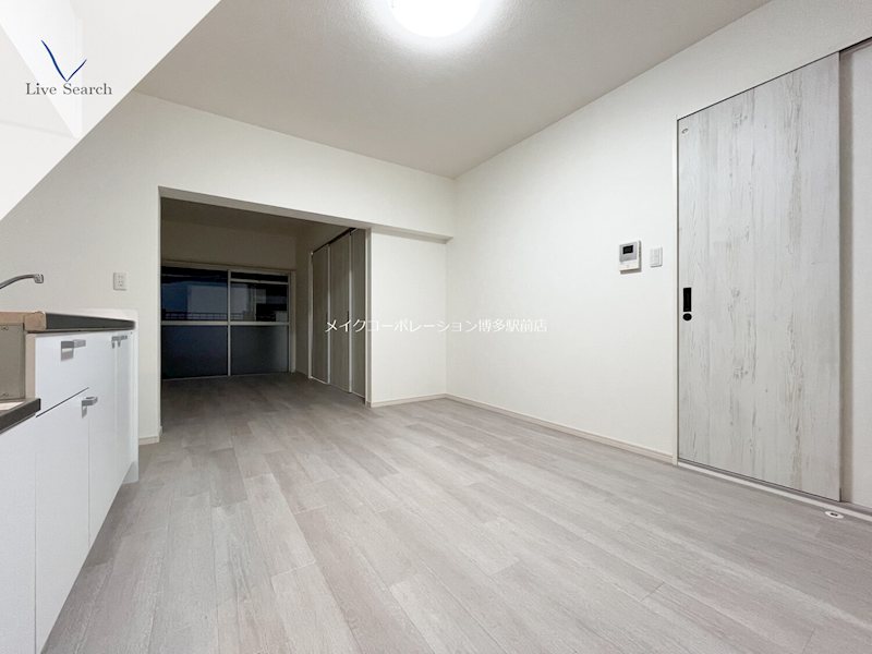 エメラルドマンション比恵 リビング