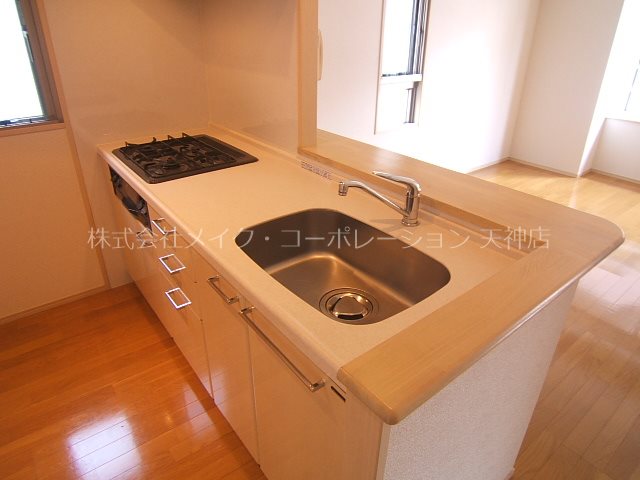 レジディア天神南 キッチン