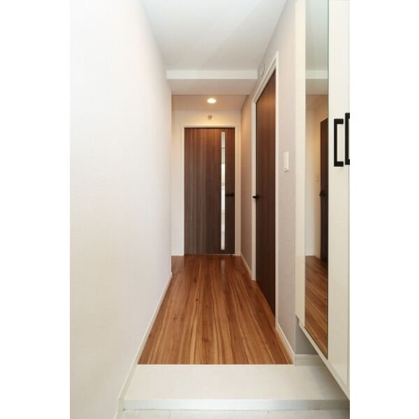 ウエスト　ヴィラ 玄関