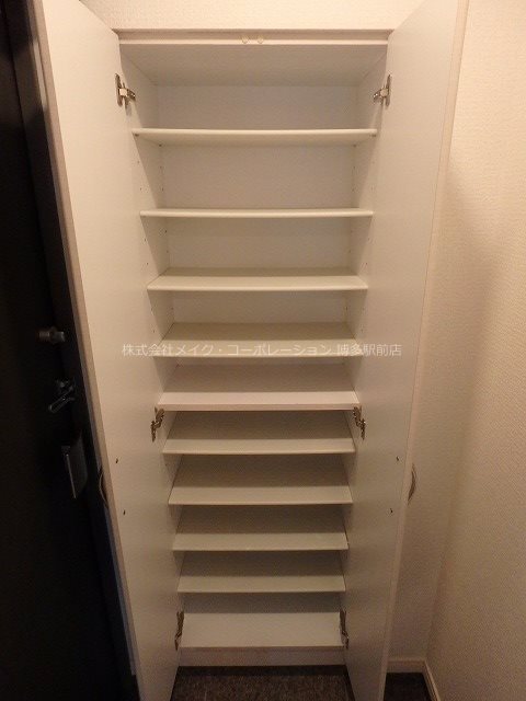 グランフォーレプライム博多  玄関