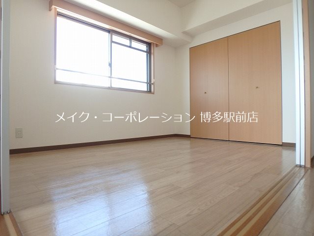 レジデンスカープ博多 ベッドルーム