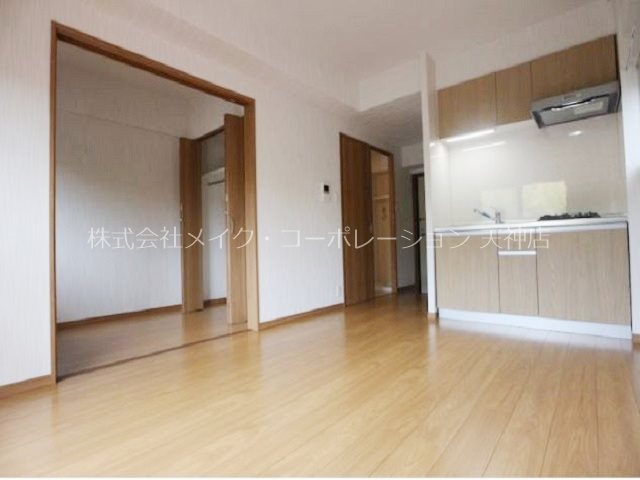 フローレンス桜坂  リビング