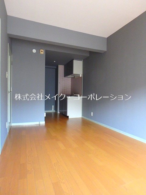 アモリール西片江 リビング