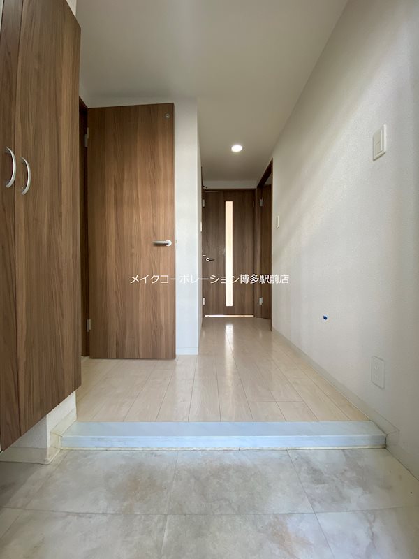 ラヴィアン宮前Ⅱ号館 玄関