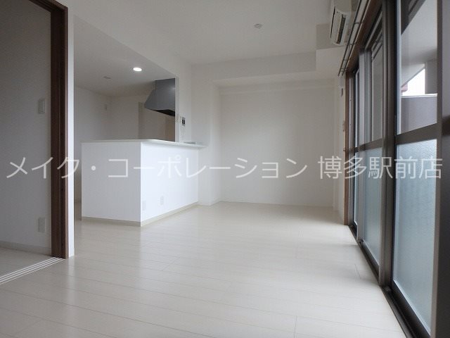 ネクスト吉塚 リビング